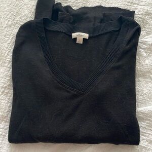 Wilfred v-neck sweater